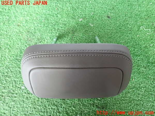 2UPJ-29177130]ポルシェ・マカン ターボ(95BCTL)真中2列目ヘッドレスト 中古_m0003.jpg