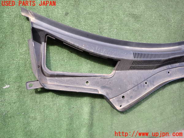 2UPJ-29181190]マセラティ・ギブリ(MG30C)カウルトップ 中古_m0003.jpg