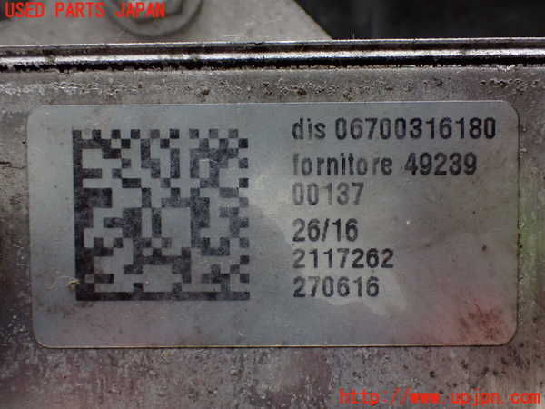 2UPJ-29182481]マセラティ・ギブリ(MG30C)オイルクーラー1 中古_m0003.jpg