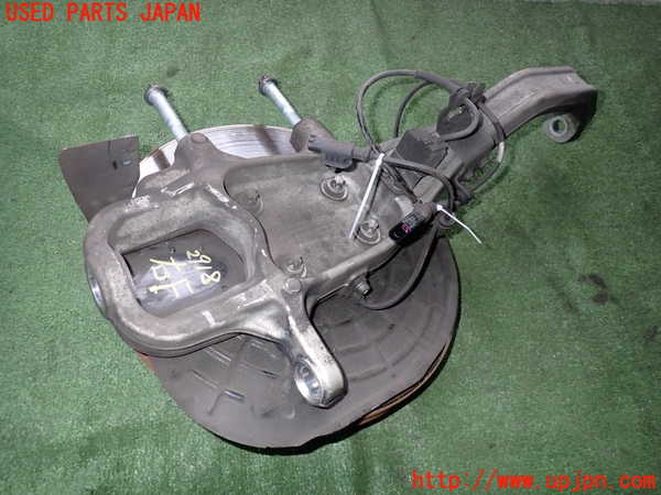 2UPJ-29184290]マセラティ・ギブリ(MG30C)右フロントナックルハブ 中古_m0002.jpg