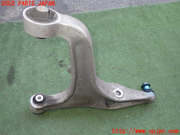 2UPJ-29185176]マセラティ・ギブリ(MG30C)右フロントロアアーム1 中古_m0002.jpg