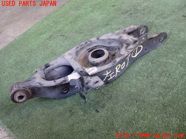 2UPJ-29185226]マセラティ・ギブリ(MG30C)左リアロアアーム1 中古_m0001.jpg