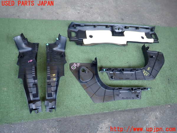 2UPJ-29187740]マセラティ・ギブリ(MG30C)スカッフプレート ジャンク品 中古_m0004.jpg