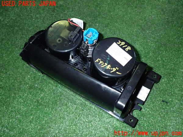 2UPJ-29187810]マセラティ・ギブリ(MG30C)ドリンクホルダー 中古_m0003.jpg