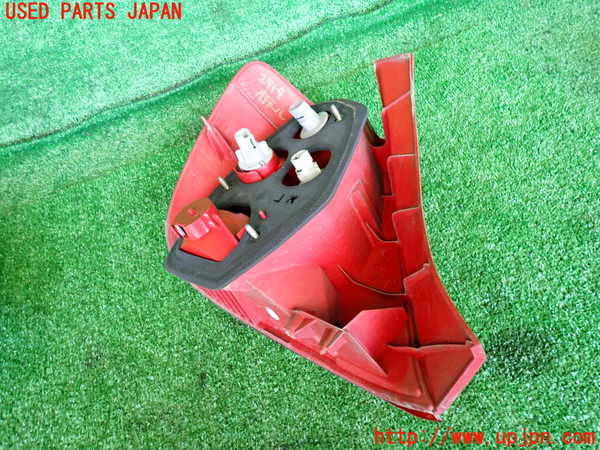 2UPJ-29191530]シビック タイプR(EP3)右テールランプ 中古_m0003.jpg