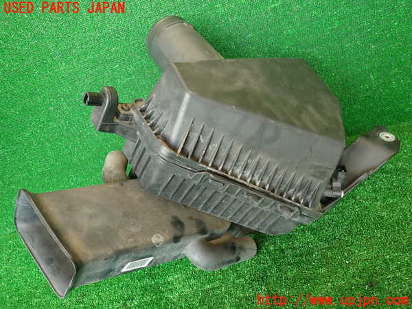 2UPJ-29202560]キャデラック・CTS スポーツセダン(X322B)エアクリーナーボックス (左ハンドル) 中古_m0001.jpg