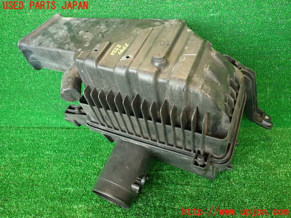 2UPJ-29202560]キャデラック・CTS スポーツセダン(X322B)エアクリーナーボックス (左ハンドル) 中古_m0002.jpg