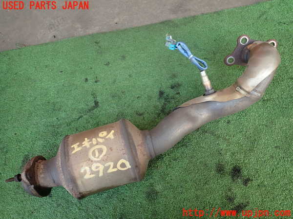 2UPJ-29202631]キャデラック・CTS スポーツセダン(X322B)フロントパイプ1 (左ハンドル) 中古_m0001.jpg