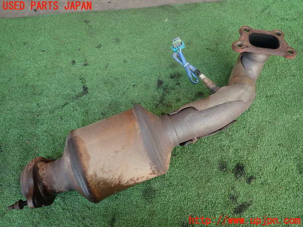 2UPJ-29202632]キャデラック・CTS スポーツセダン(X322B)フロントパイプ2 (左ハンドル) 中古_m0003.jpg