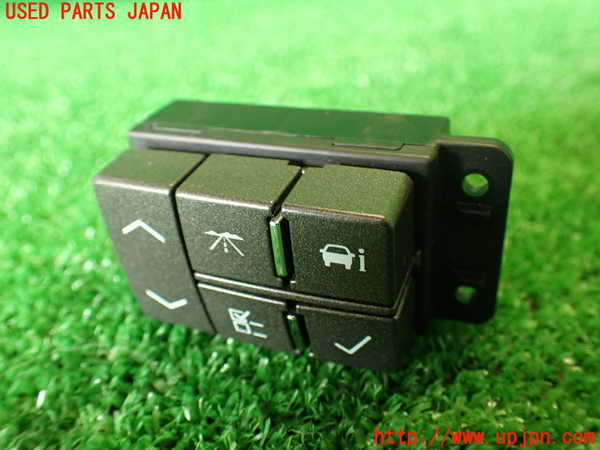 2UPJ-29206306]キャデラック・CTS スポーツセダン(X322B)スイッチ1 (左ハンドル) 中古_m0001.jpg