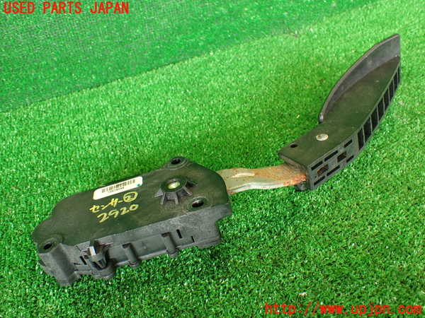 2UPJ-29206382]キャデラック・CTS スポーツセダン(X322B)センサー2 (アクセルペダル) (左ハンドル) 中古_m0002.jpg