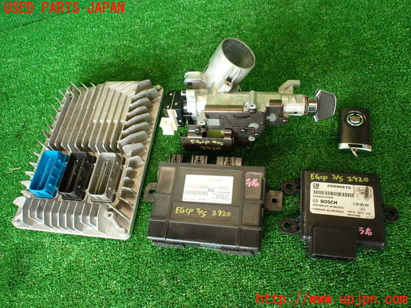 2UPJ-29206110]キャデラック・CTS スポーツセダン(X322B)エンジンコンピューター (左ハンドル) 中古_m0001.jpg