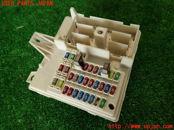 2UPJ-29206742]キャデラック・CTS スポーツセダン(X322B)ヒューズボックス2 (左ハンドル) 中古_m0001.jpg