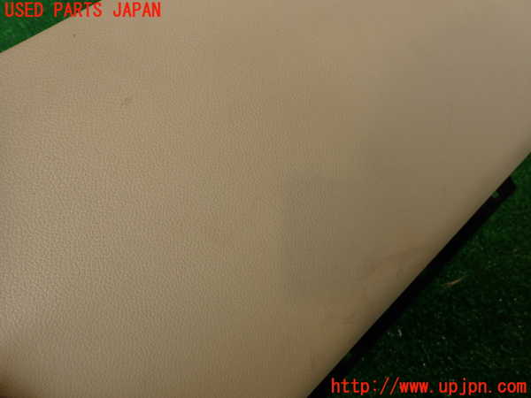 2UPJ-29207516]キャデラック・CTS スポーツセダン(X322B)グローブボックス1 (左ハンドル) 中古_m0002.jpg