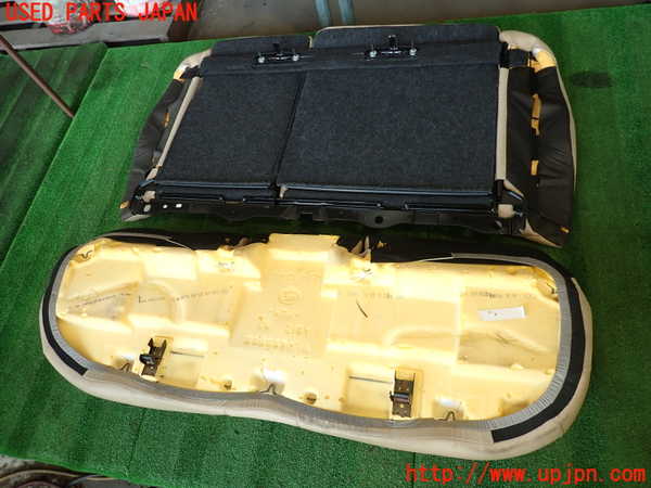 2UPJ-29207385]キャデラック・CTS スポーツセダン(X322B)リアシート (左ハンドル) 中古_m0005.jpg