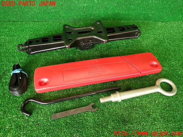 2UPJ-29207805]キャデラック・CTS スポーツセダン(X322B)車載工具 (左ハンドル) 中古_m0002.jpg