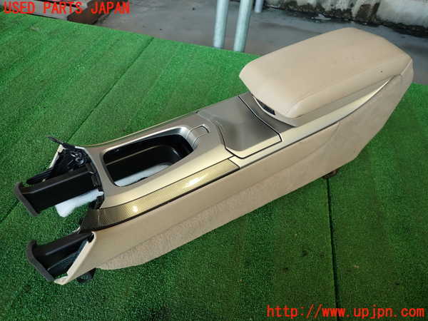 2UPJ-29207540]キャデラック・CTS スポーツセダン(X322B)センターコンソール (左ハンドル) 中古_m0001.jpg