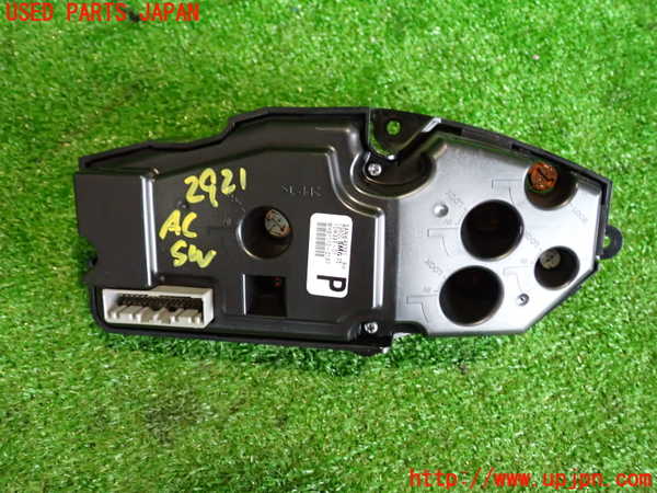 2UPJ-29216066]シビック タイプR ユーロ(FN2)エアコンスイッチ1 中古_m0002.jpg