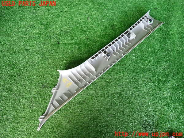 2UPJ-29217655]シビック タイプR ユーロ(FN2)右フロントピラートリム 中古_m0004.jpg