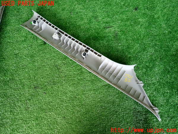 2UPJ-29217660]シビック タイプR ユーロ(FN2)左フロントピラートリム 中古_m0004.jpg