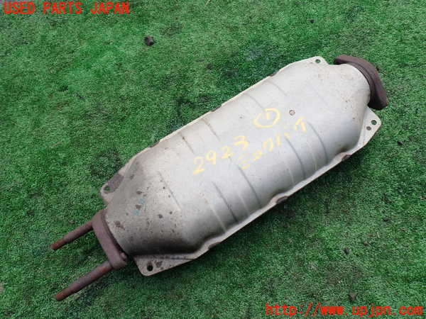 1UPJ-29232661]パジェロ(V45W)触媒1 中古_m0001.jpg