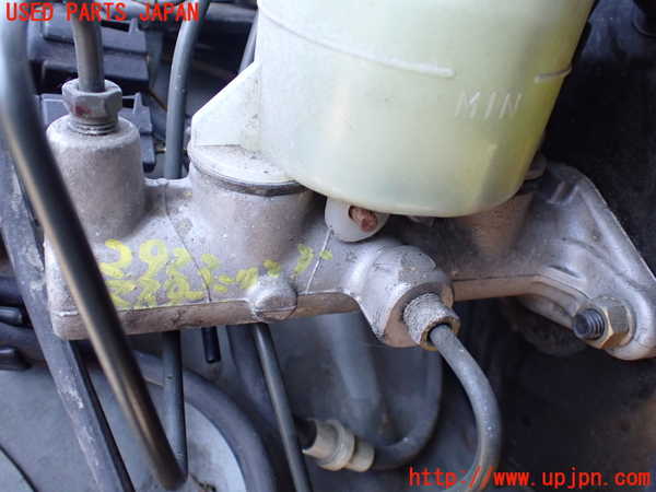1UPJ-29234050]パジェロ(V45W)ブレーキマスターシリンダー 中古_m0003.jpg