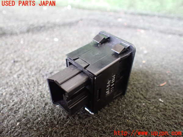 1UPJ-29236306]パジェロ(V45W)スイッチ1 (サスペンション調整) 中古_m0002.jpg