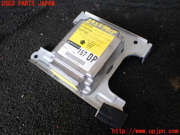 5UPJ-29236145]パジェロ(V45W)エアバッグコンピューター 中古_m0001.jpg
