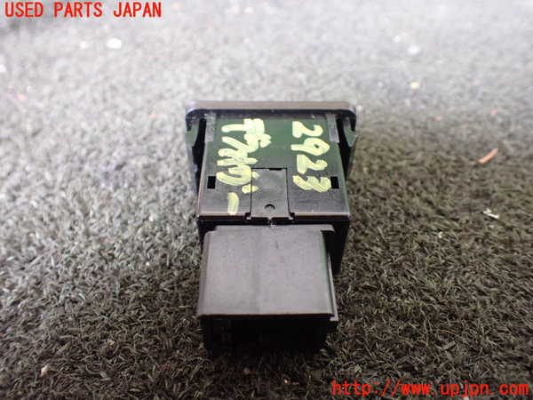 1UPJ-29236300]パジェロ(V45W)デフォッガースイッチ 中古_m0002.jpg