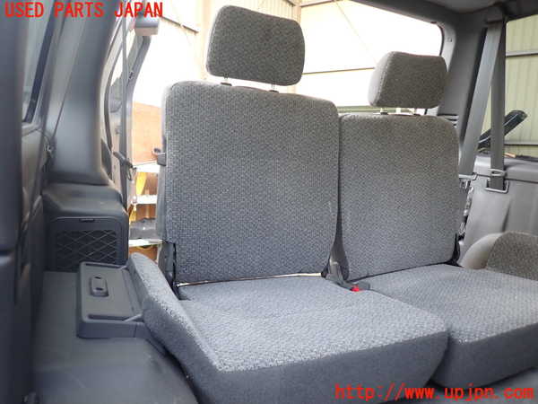 1UPJ-29237235]パジェロ(V45W)右3列目シート 中古_m0001.jpg
