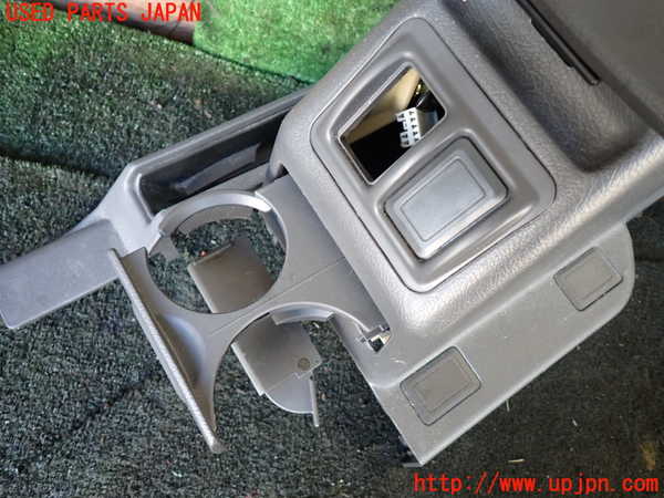 1UPJ-29237540]パジェロ(V45W)センターコンソール 中古_m0002.jpg
