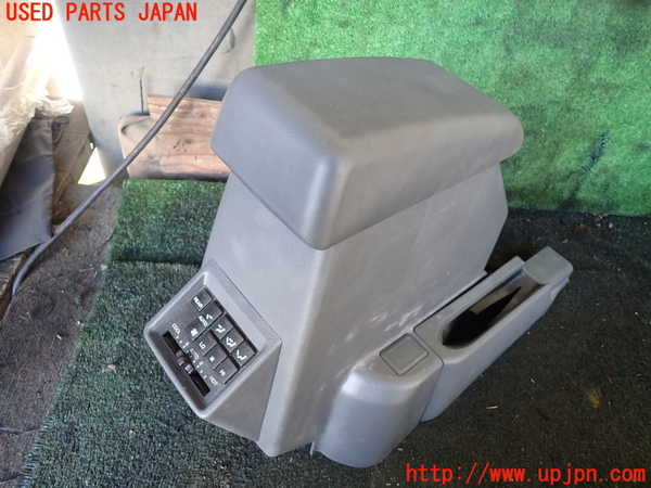 1UPJ-29237540]パジェロ(V45W)センターコンソール 中古_m0004.jpg