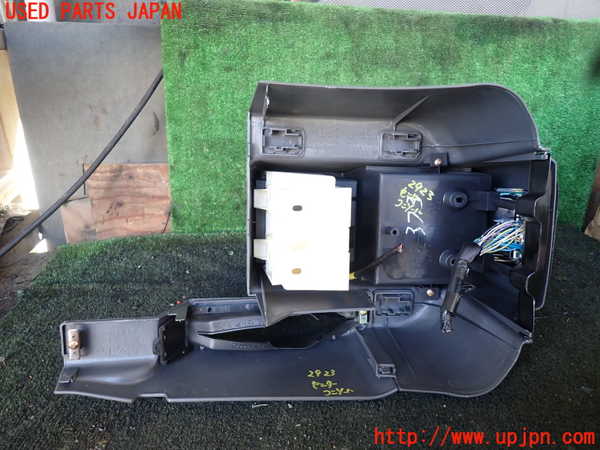 1UPJ-29237540]パジェロ(V45W)センターコンソール 中古_m0005.jpg