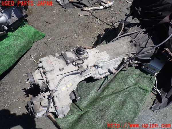 1UPJ-29243010]ハイラックスサーフ N130系 4ドア(KZN130W)ミッション AT 1KZ-TE 4WD 中古_m0002.jpg