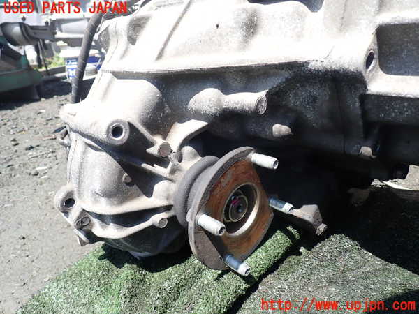 1UPJ-29243010]ハイラックスサーフ N130系 4ドア(KZN130W)ミッション AT 1KZ-TE 4WD 中古_m0003.jpg