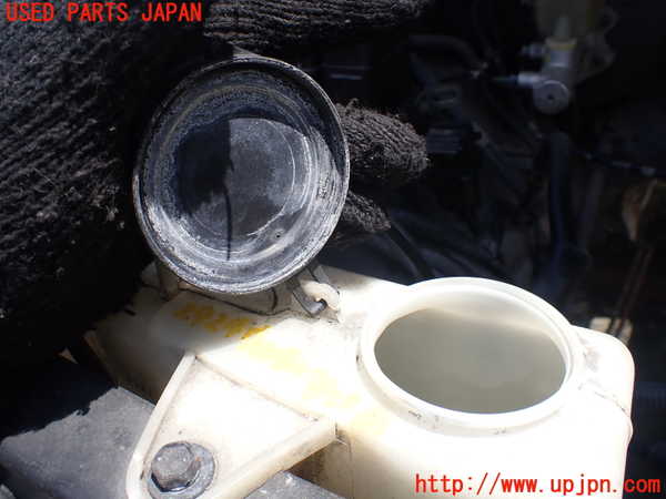 1UPJ-29246791]ハイラックスサーフ N130系 4ドア(KZN130W)ウォッシャータンク1 中古_m0002.jpg