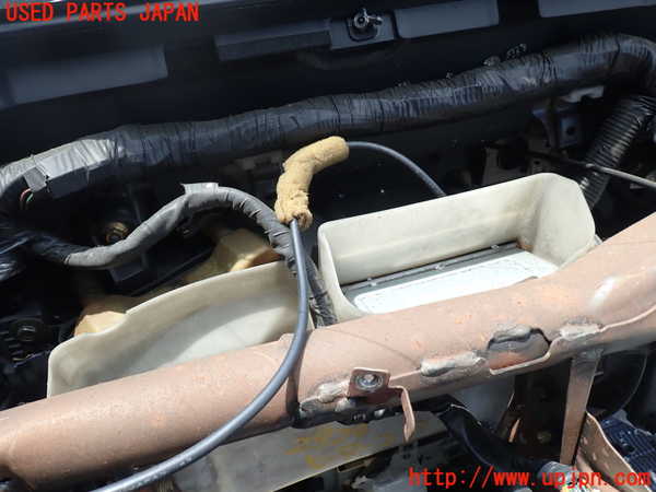 1UPJ-29246100]ハイラックスサーフ N130系 4ドア(KZN130W)ヒーターコア 中古_m0002.jpg