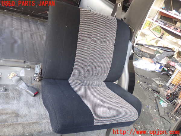 1UPJ-29247175]ハイラックスサーフ N130系 4ドア(KZN130W)左2列目シート 中古_m0001.jpg