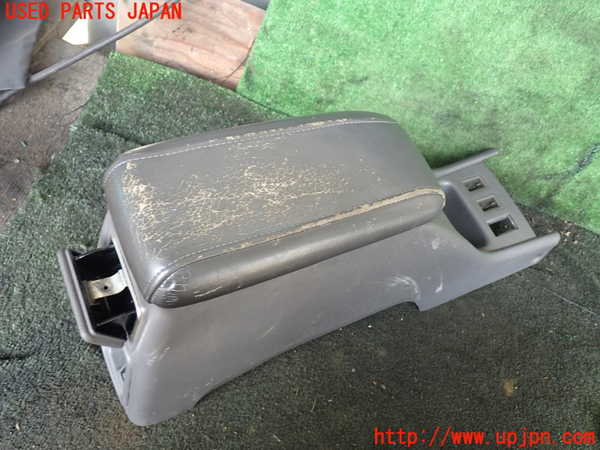 1UPJ-29247540]ハイラックスサーフ N130系 4ドア(KZN130W)センターコンソール 中古_m0004.jpg