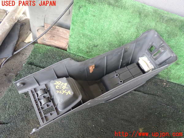 1UPJ-29247540]ハイラックスサーフ N130系 4ドア(KZN130W)センターコンソール 中古_m0005.jpg