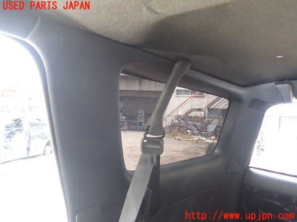 1UPJ-29247675]ハイラックスサーフ N130系 4ドア(KZN130W)右リアピラートリム 中古_m0002.jpg
