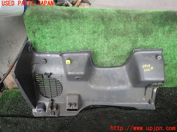 1UPJ-29247691]ハイラックスサーフ N130系 4ドア(KZN130W)内装トリム類1 中古_m0003.jpg