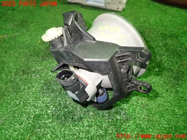 1UPJ-29251182]エスティマ(ACR55W)左フォグ 中古_m0002.jpg