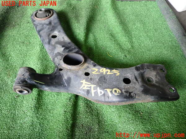 1UPJ-29255186]エスティマ(ACR55W)左フロントロアアーム1 中古_m0001.jpg
