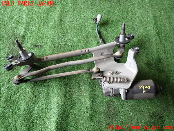 1UPJ-29256770]エスティマ(ACR55W)フロントワイパーモーター 中古_m0001.jpg
