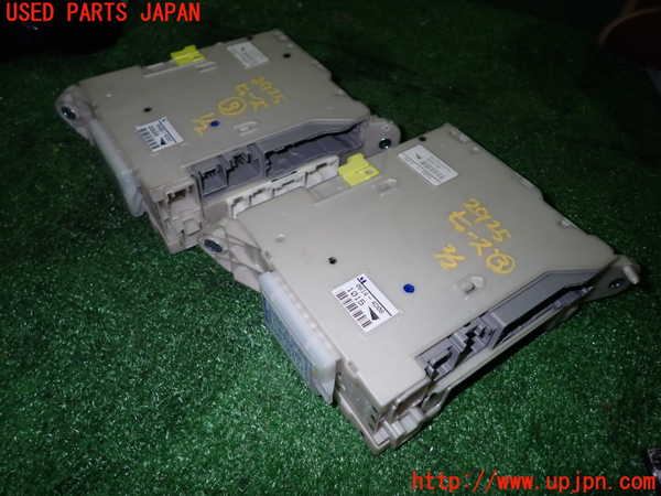 1UPJ-29256743]エスティマ(ACR55W)ヒューズボックス3 中古_m0001.jpg