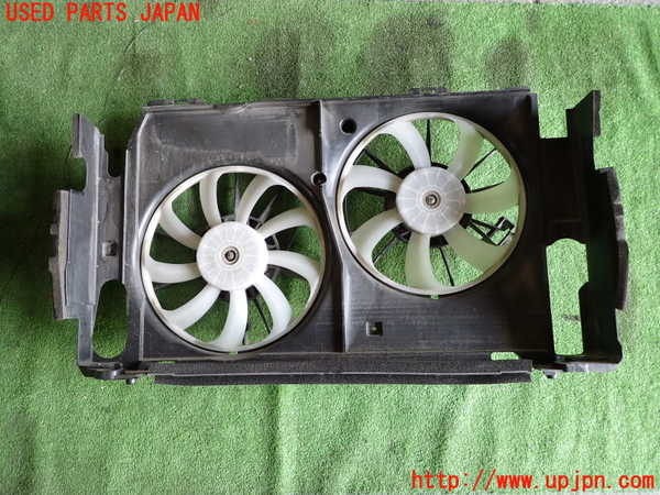 5UPJ-29256836]エスティマ(ACR55W)電動ファン1 中古_m0001.jpg