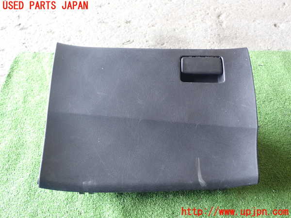 1UPJ-29257516]エスティマ(ACR55W)グローブボックス1 中古_m0001.jpg
