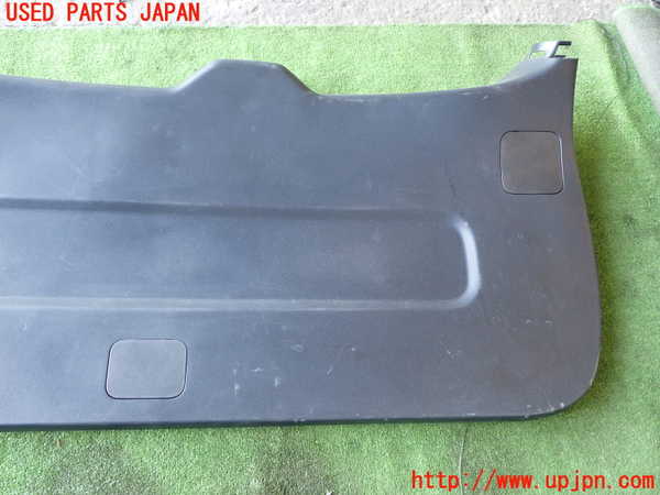 1UPJ-29251578]エスティマ(ACR55W)バックドア内張り 中古_m0002.jpg