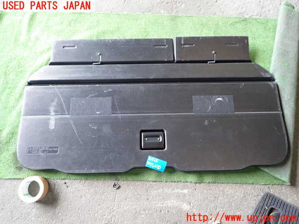 1UPJ-29257771]エスティマ(ACR55W)ラゲッジトレイ1 中古_m0002.jpg